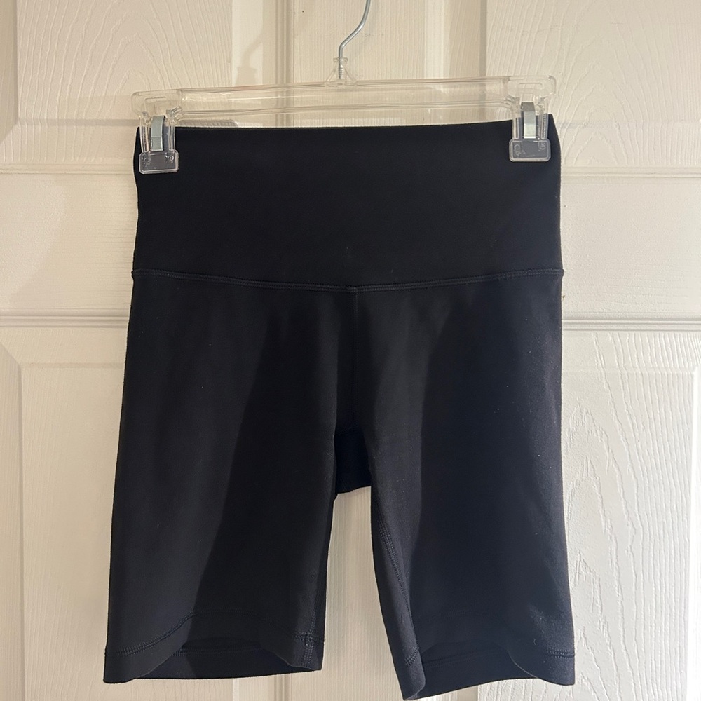 TNA Butter Shorts (black)